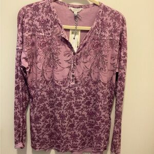 Lucky Brand woman’s shirt size M. NWT
